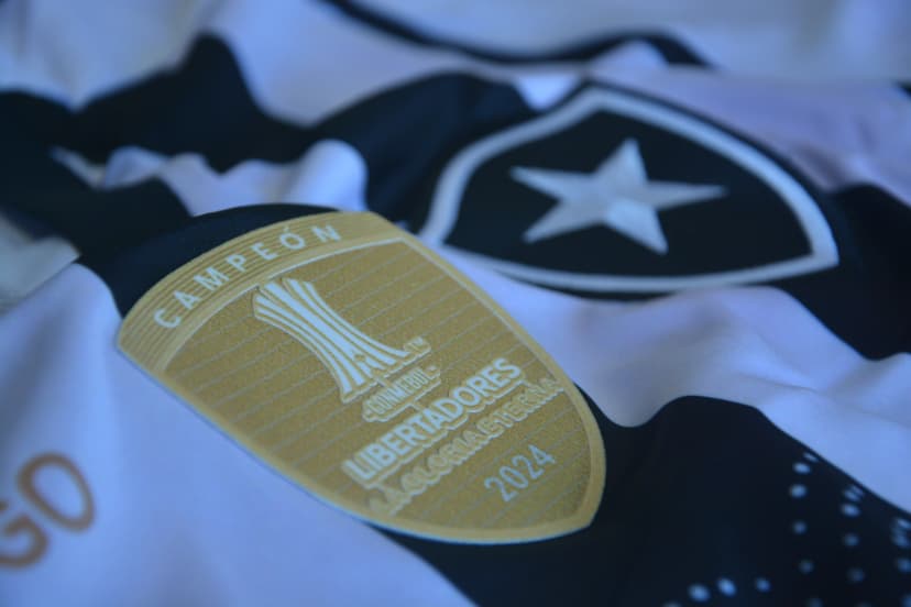 Escudo Termocolante - Leve e Flexível Escudo termocolante para camisa de futebol - aplicação térmica de alta aderência Icone Sports